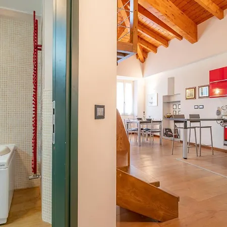Easy Welcome Casa Roncati - Apartman